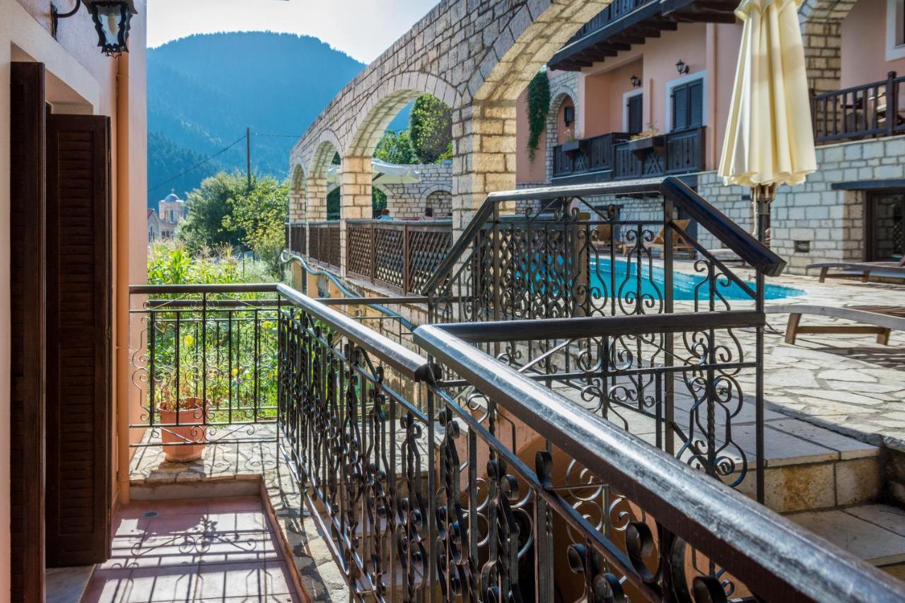Voutiron Villa Virginia Hotel מראה חיצוני תמונה
