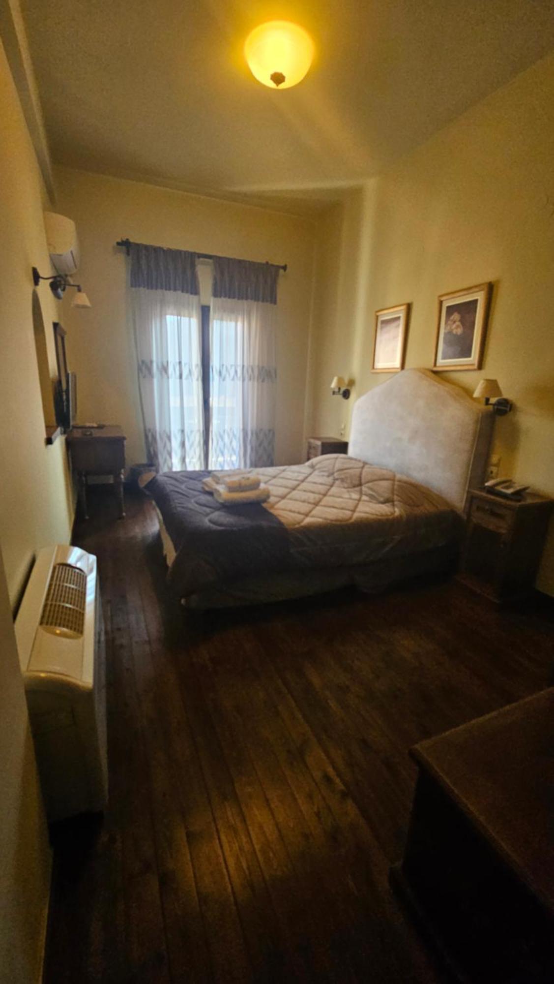 Voutiron Villa Virginia Hotel מראה חיצוני תמונה