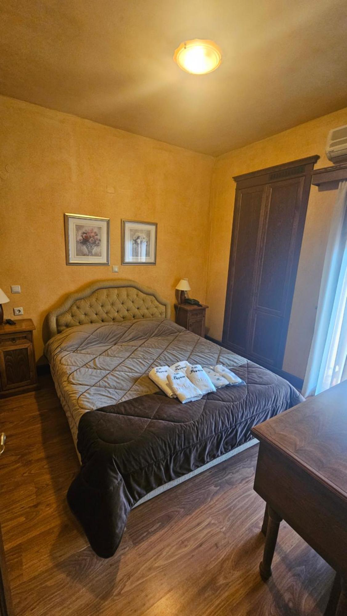 Voutiron Villa Virginia Hotel מראה חיצוני תמונה
