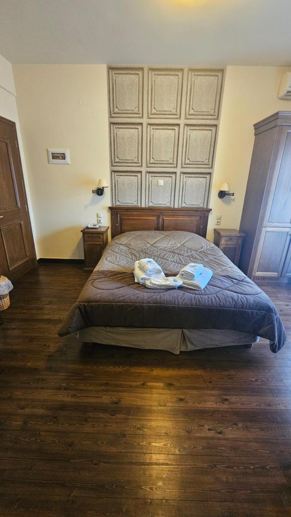 Voutiron Villa Virginia Hotel מראה חיצוני תמונה