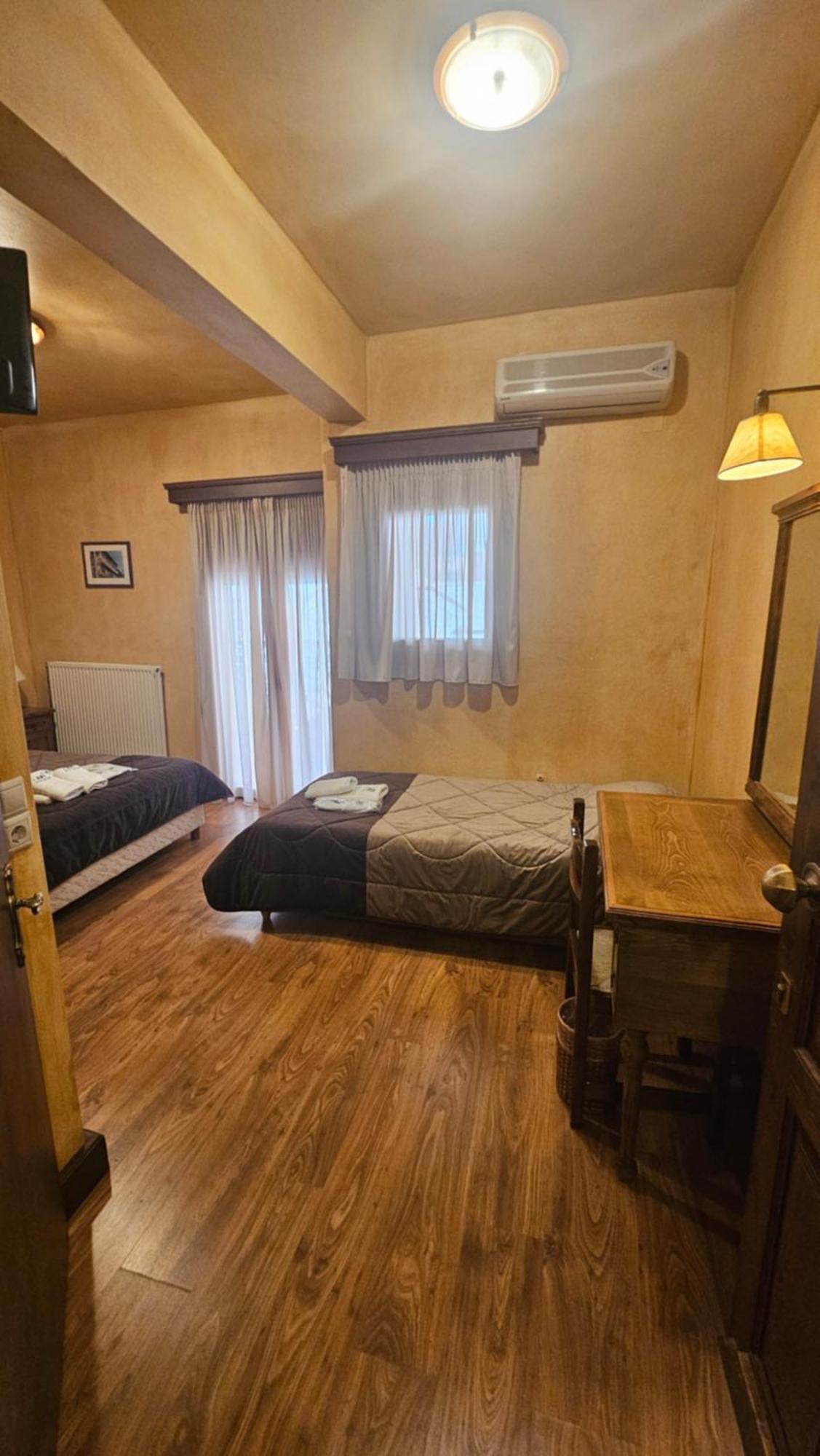 Voutiron Villa Virginia Hotel מראה חיצוני תמונה