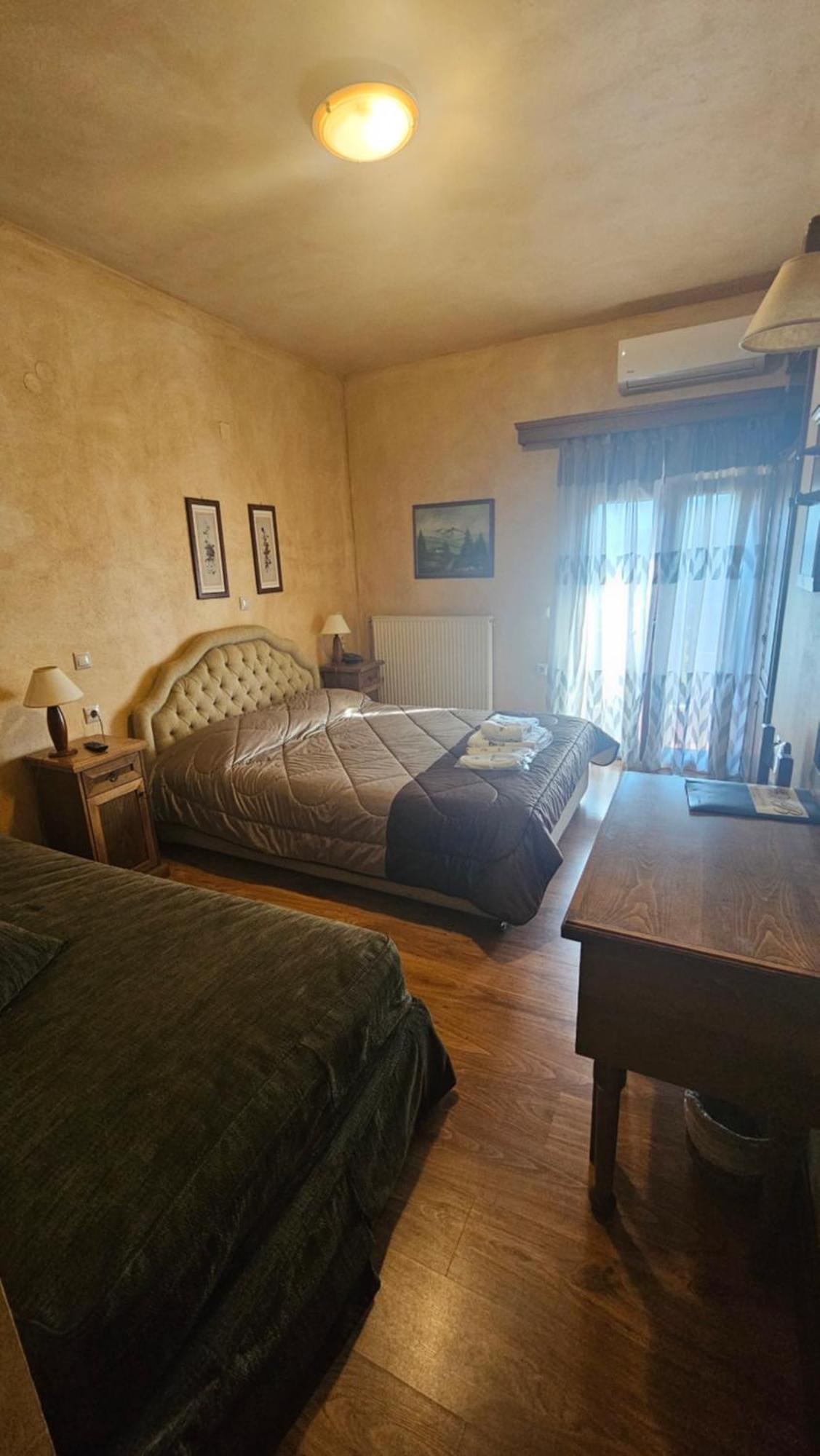 Voutiron Villa Virginia Hotel מראה חיצוני תמונה