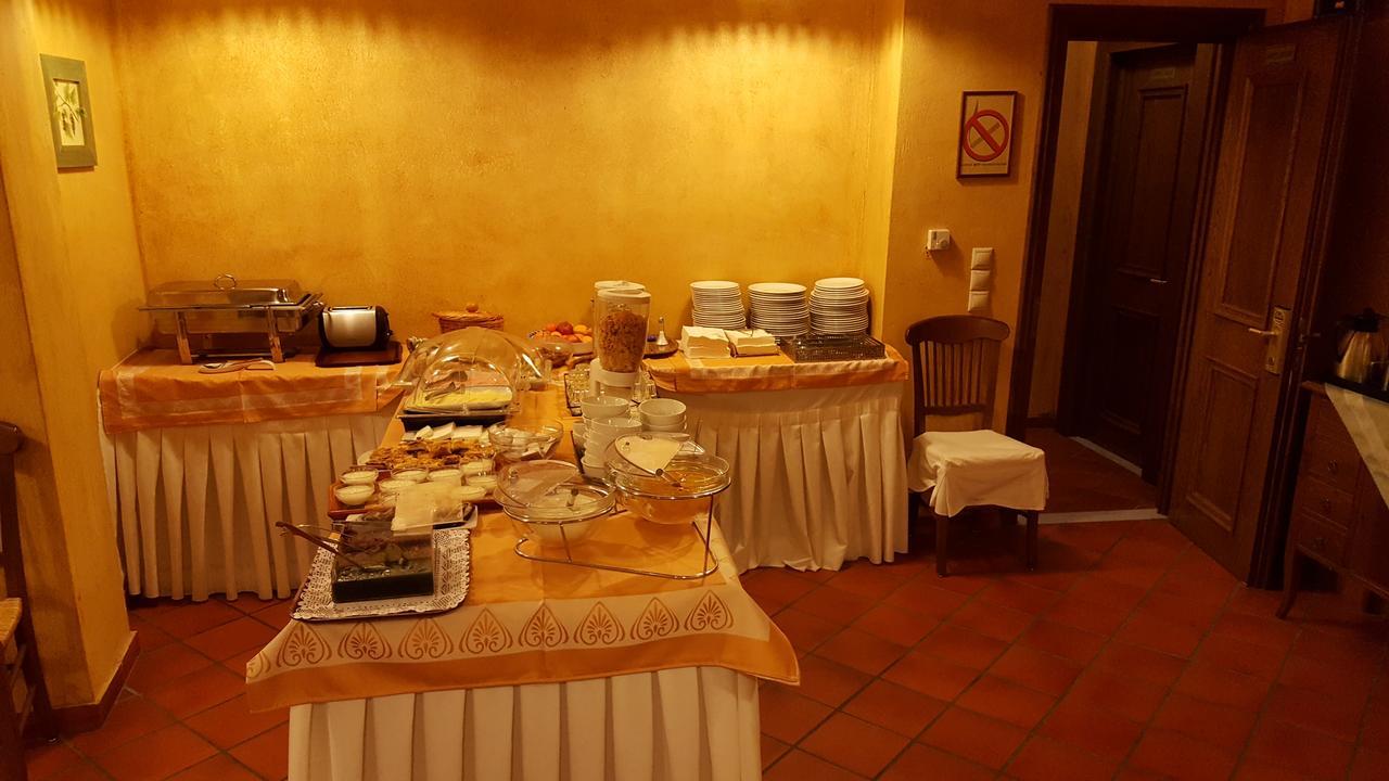 Voutiron Villa Virginia Hotel מראה חיצוני תמונה