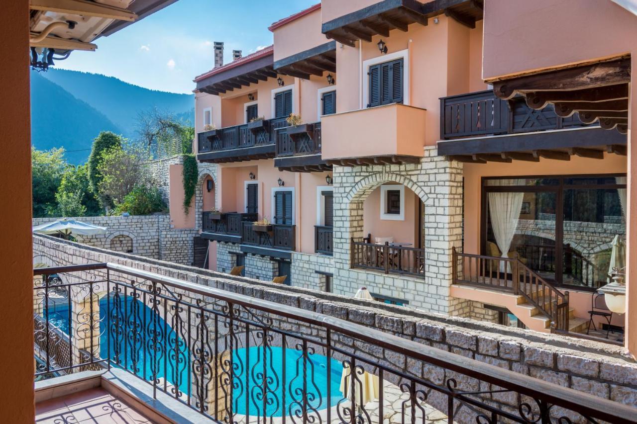 Voutiron Villa Virginia Hotel מראה חיצוני תמונה